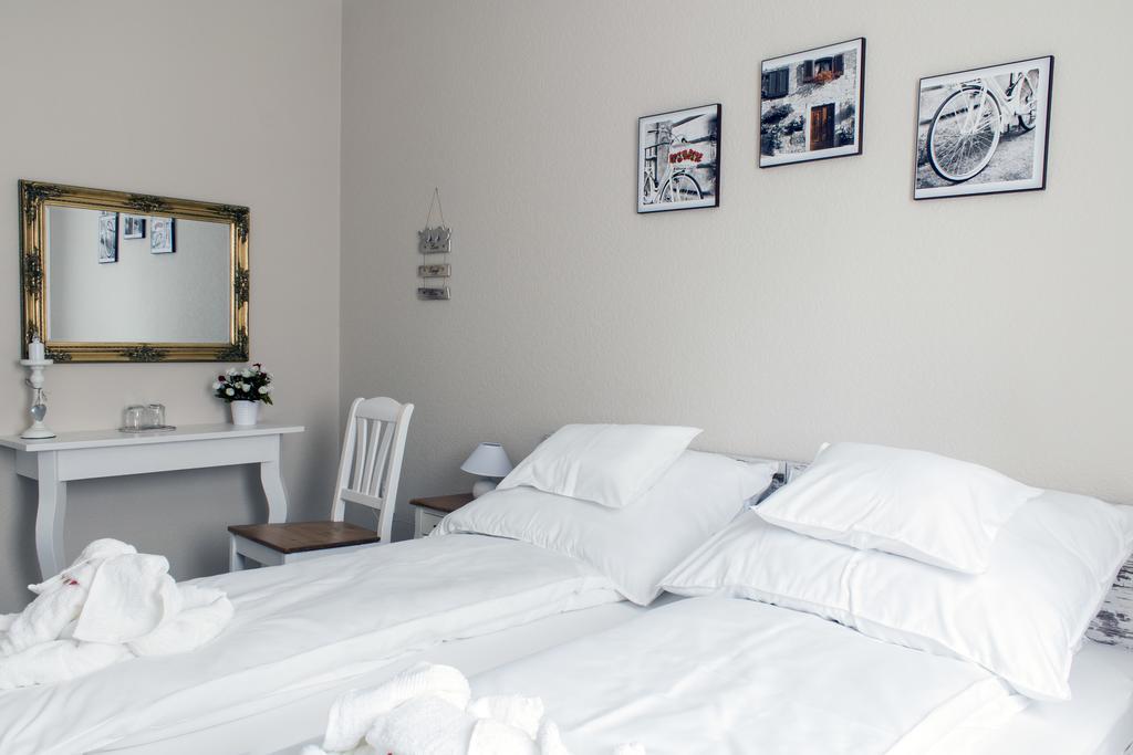Abraham Vintage Szobak & Apartmanok Pětikostelí Exteriér fotografie
