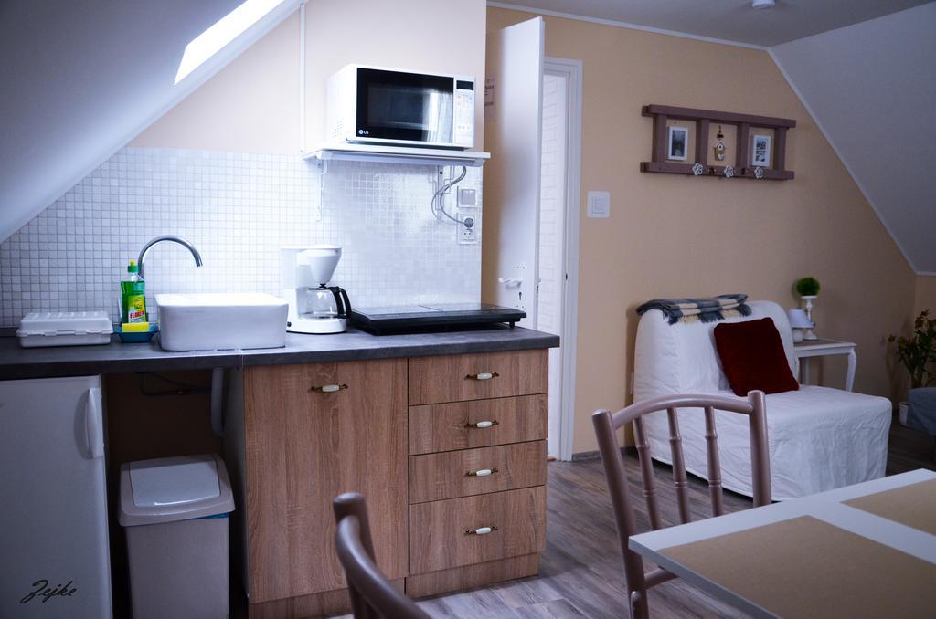 Abraham Vintage Szobak & Apartmanok Pětikostelí Exteriér fotografie