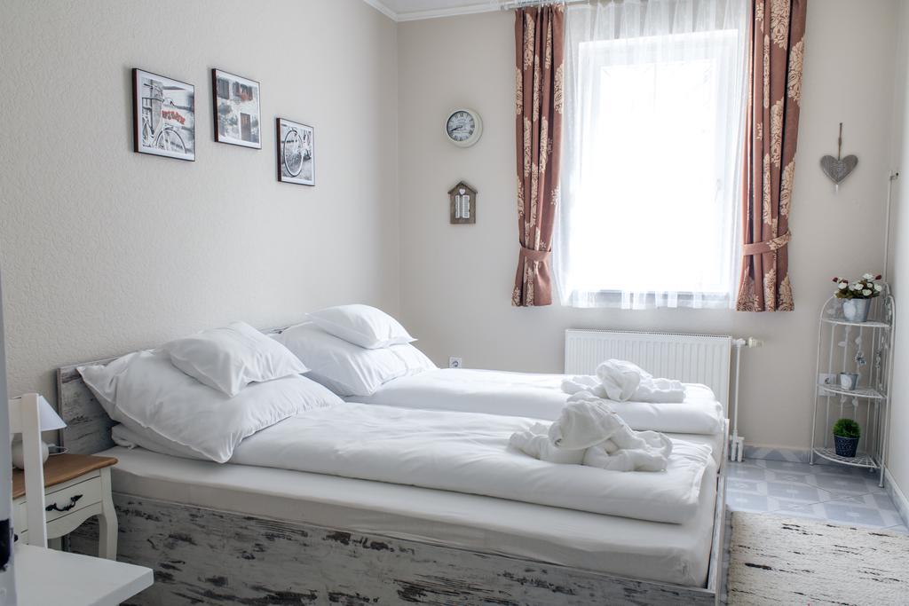 Abraham Vintage Szobak & Apartmanok Pětikostelí Exteriér fotografie