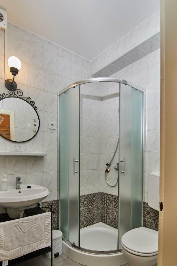 Abraham Vintage Szobak & Apartmanok Pětikostelí Exteriér fotografie